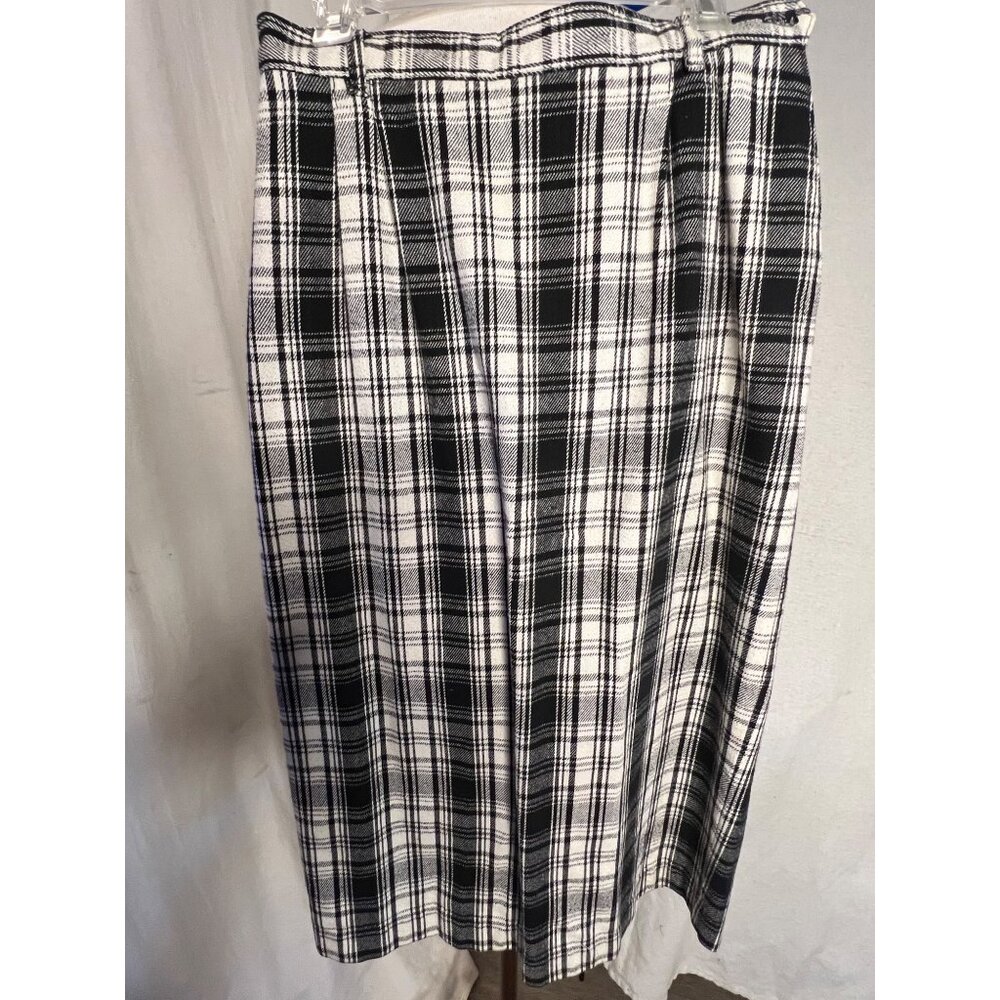 Gotcha covered flannel plaid skirt size 12 Light Academia Midi Cotton